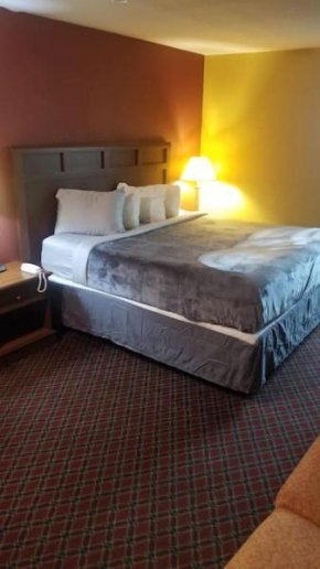 Hotel 2 Queens Hotel Room 130 Booking